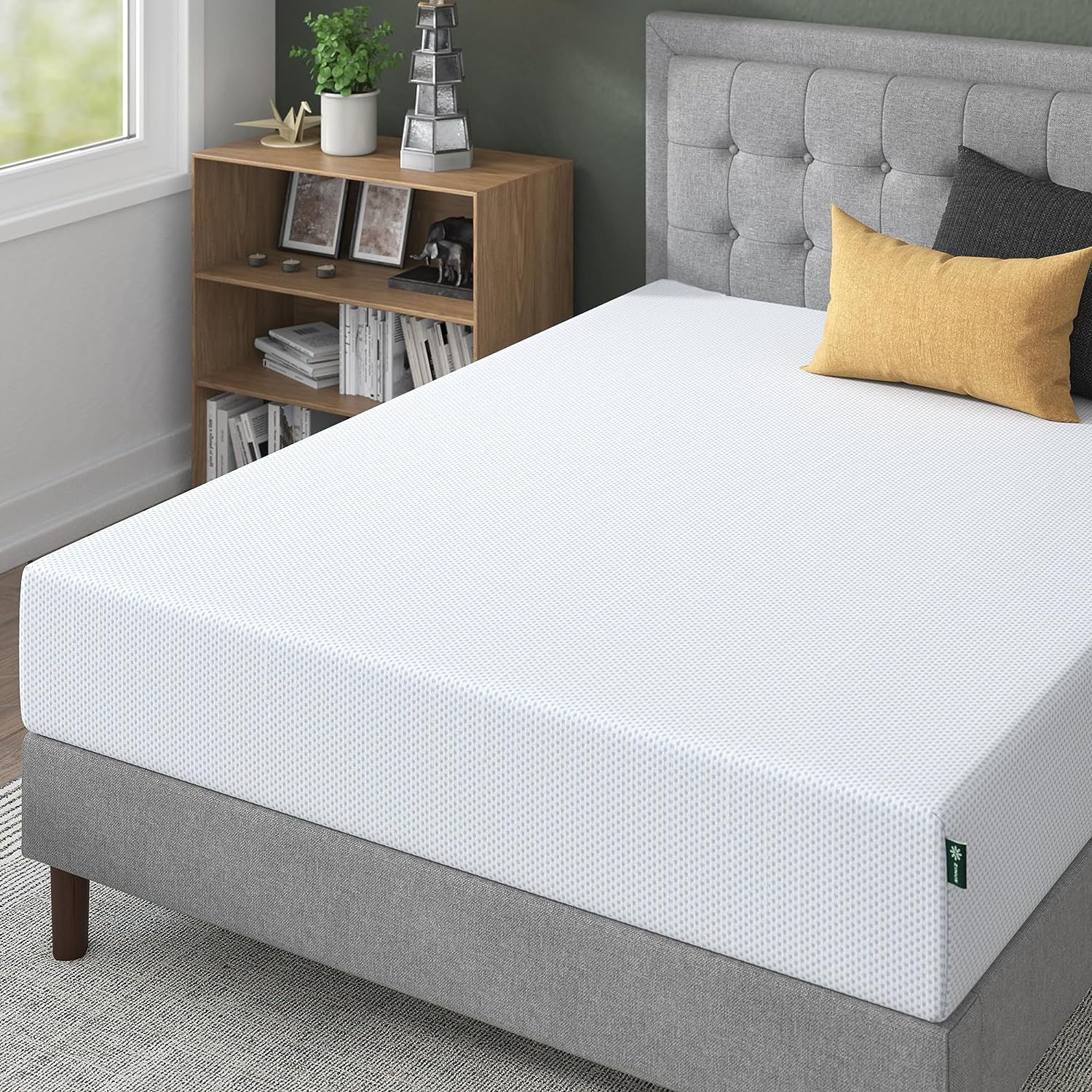ZINUS 10 Inch Green Tea Cooling Gel Memory Foam Mattress