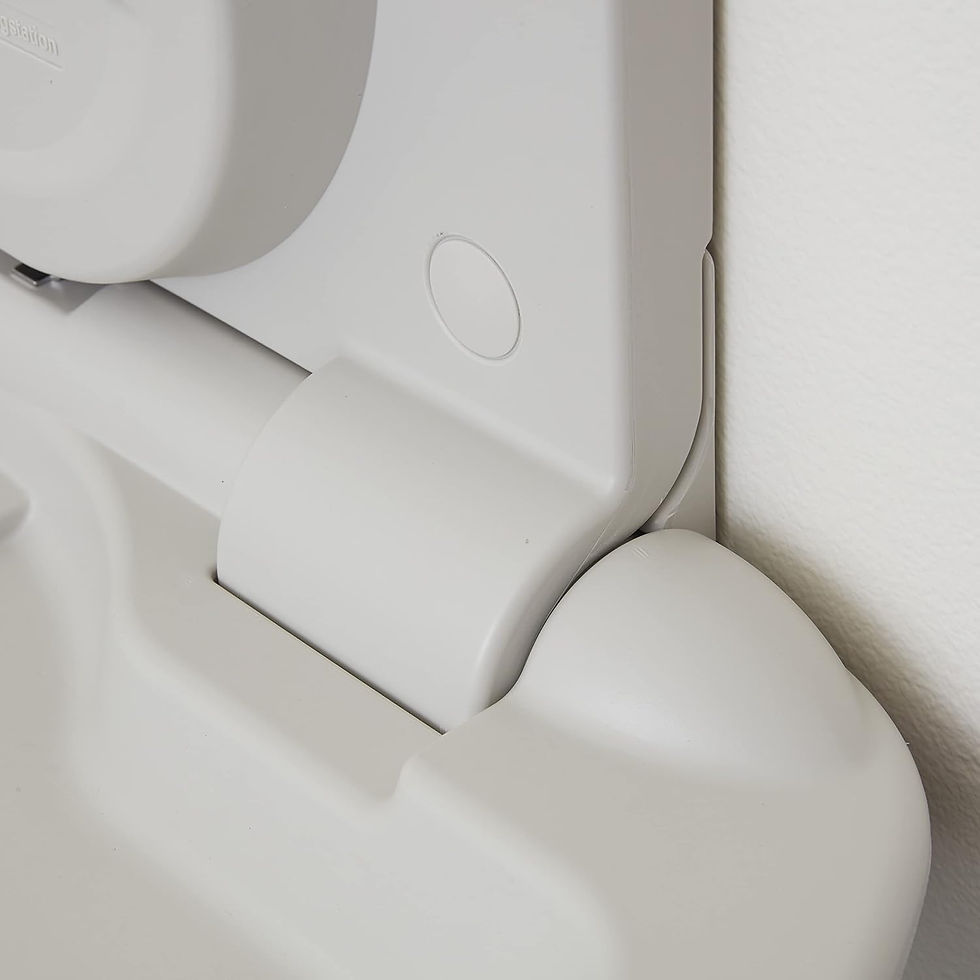 サムネイル： ECR4Kids Horizontal Wall-Mounted Changing Station with Slim Back