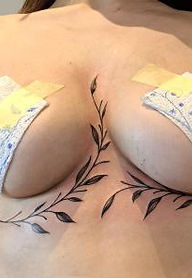 Tatto, Brüste, Ranke, Blumen, Zweig