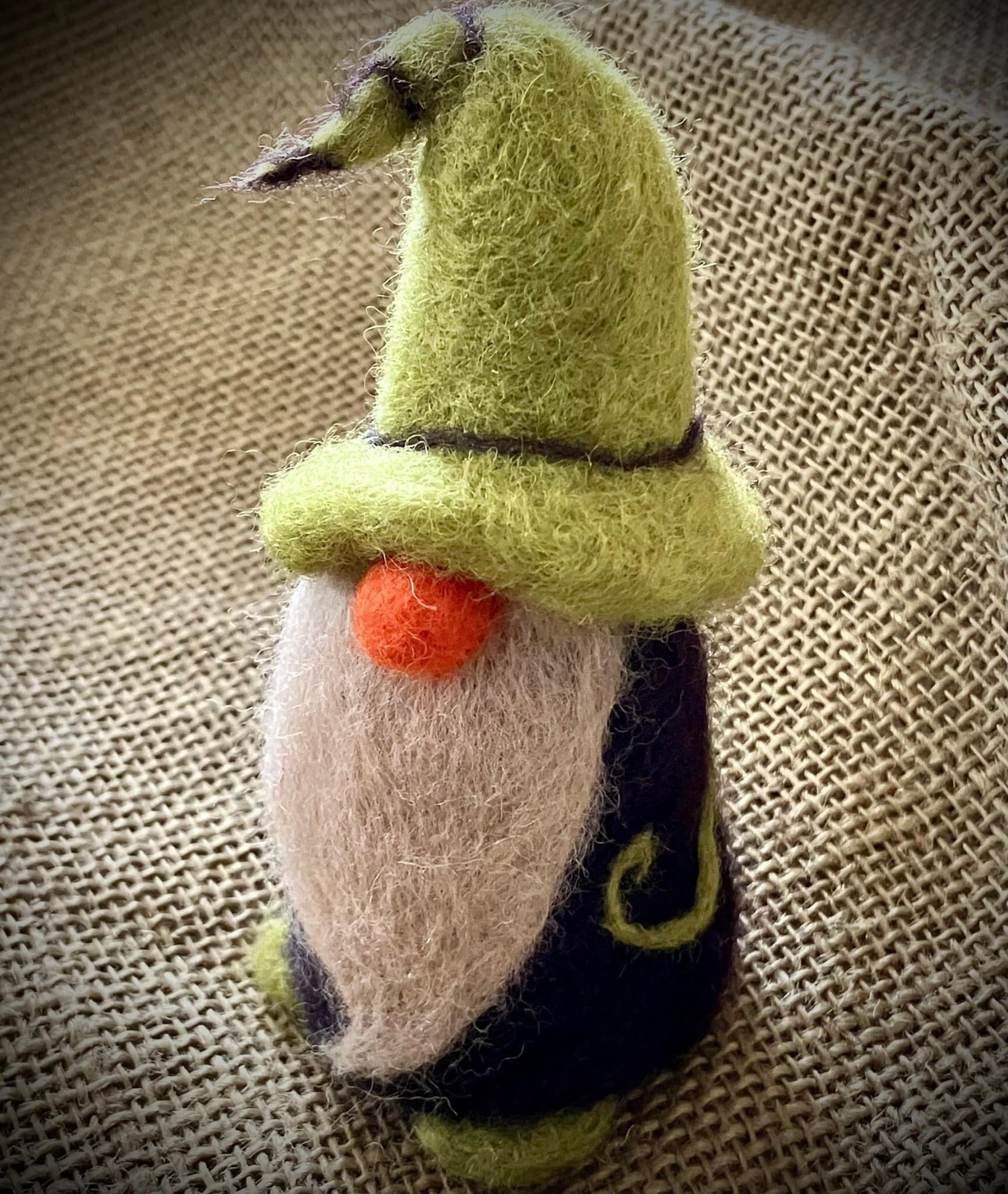 Needle Felted Gnomes with Tammy Jordan (Fri AM)
