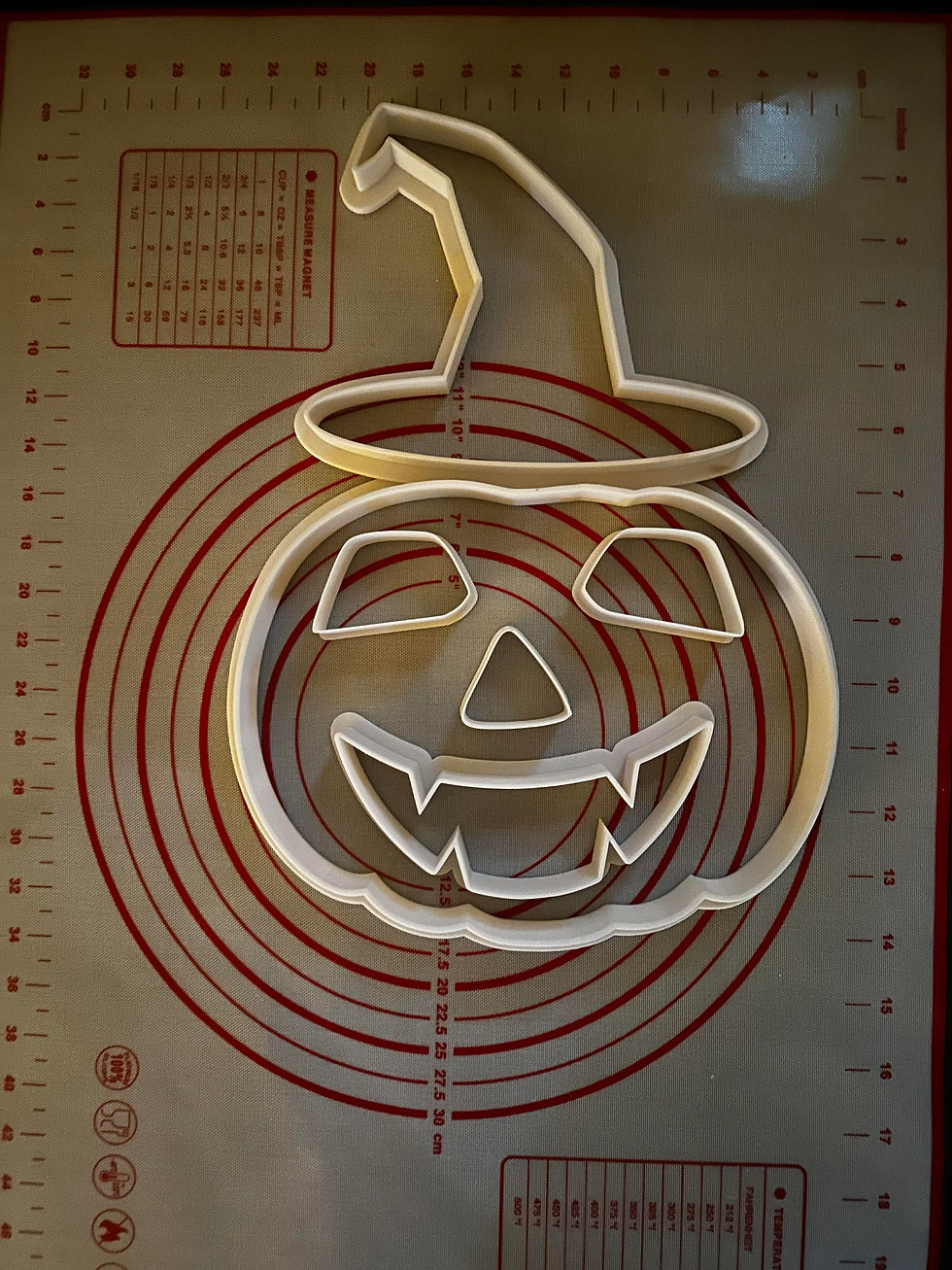 Thumbnail: Large Pumpkin Clay Cutter Set   10 pieces