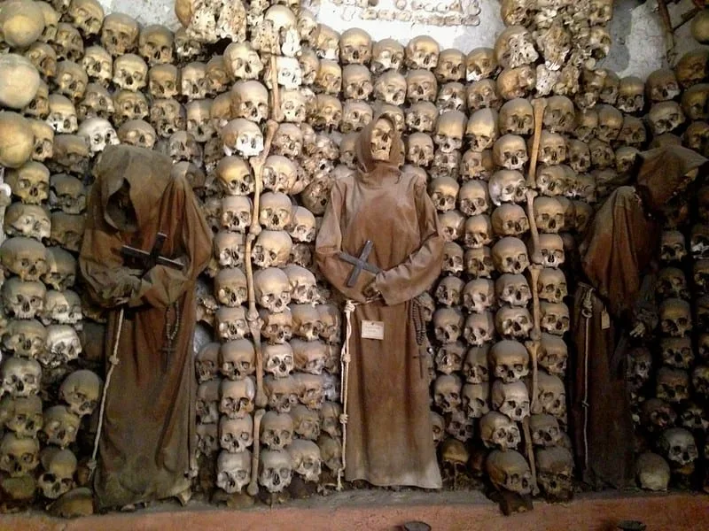 Gelateggiata: Bone Church