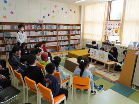 今年度最後の「読み聞かせ」を行いました。