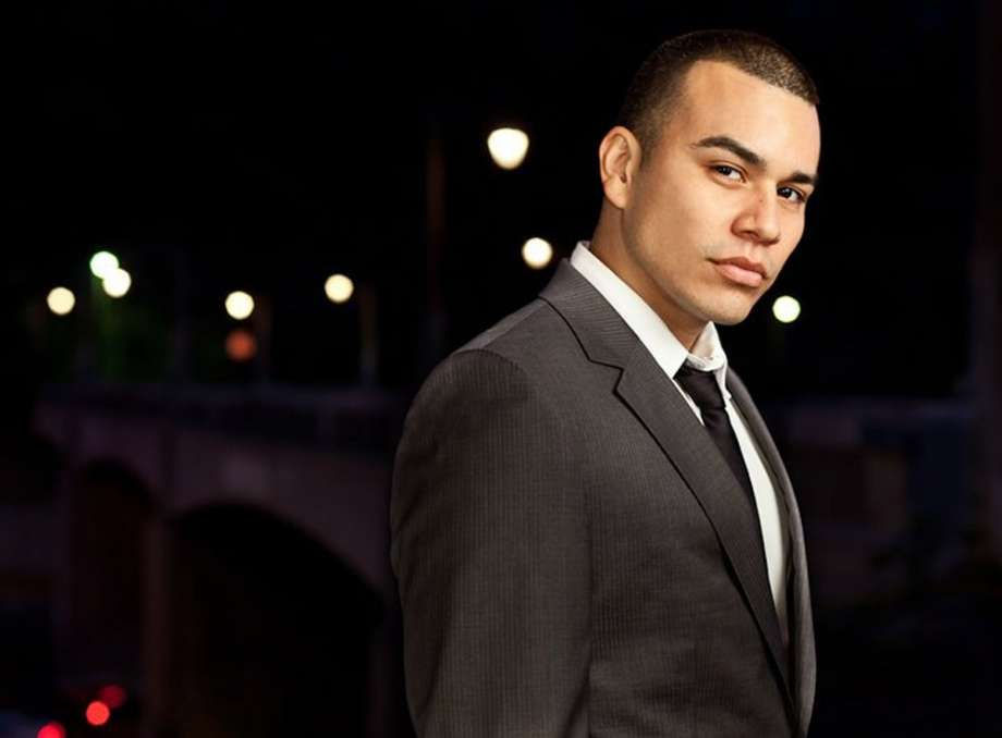 Star of top ranked Netflix show, Gentefied, Joseph Julian "J.J." Soria, sits with host Kurt Caceres.