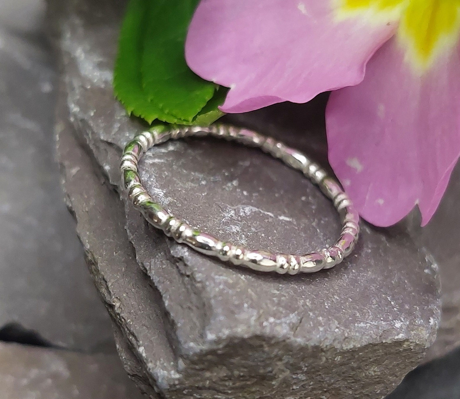 Sterling Silver Oval Bead Ring