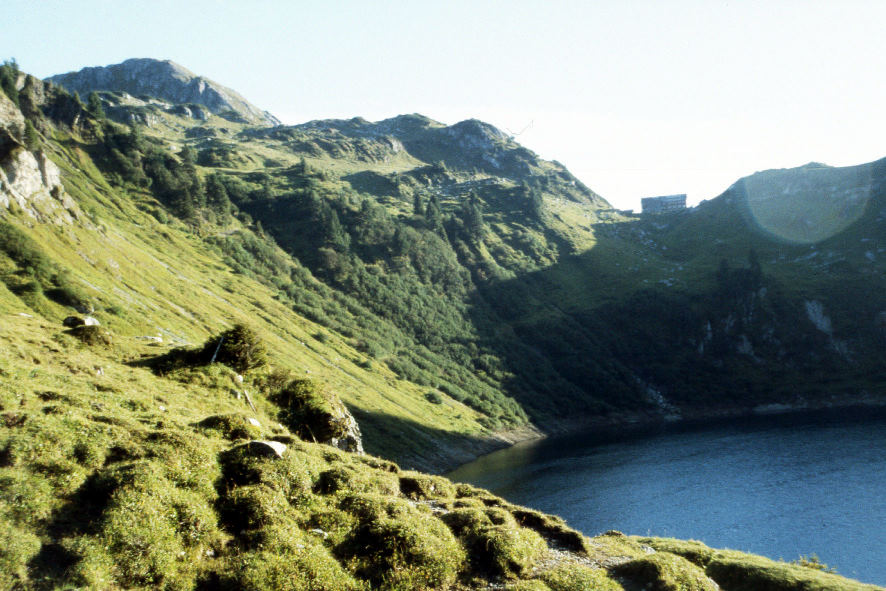 y9909316arlberg.jpg