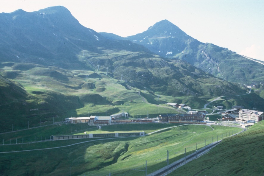 y9806251lauberhorn.jpg