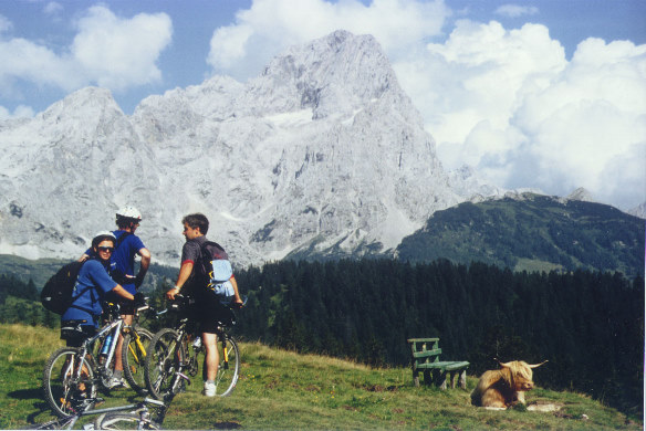 y9808071dachstein.jpg