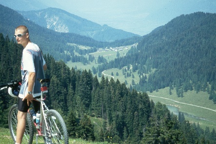 y9608132eggeralm.jpg
