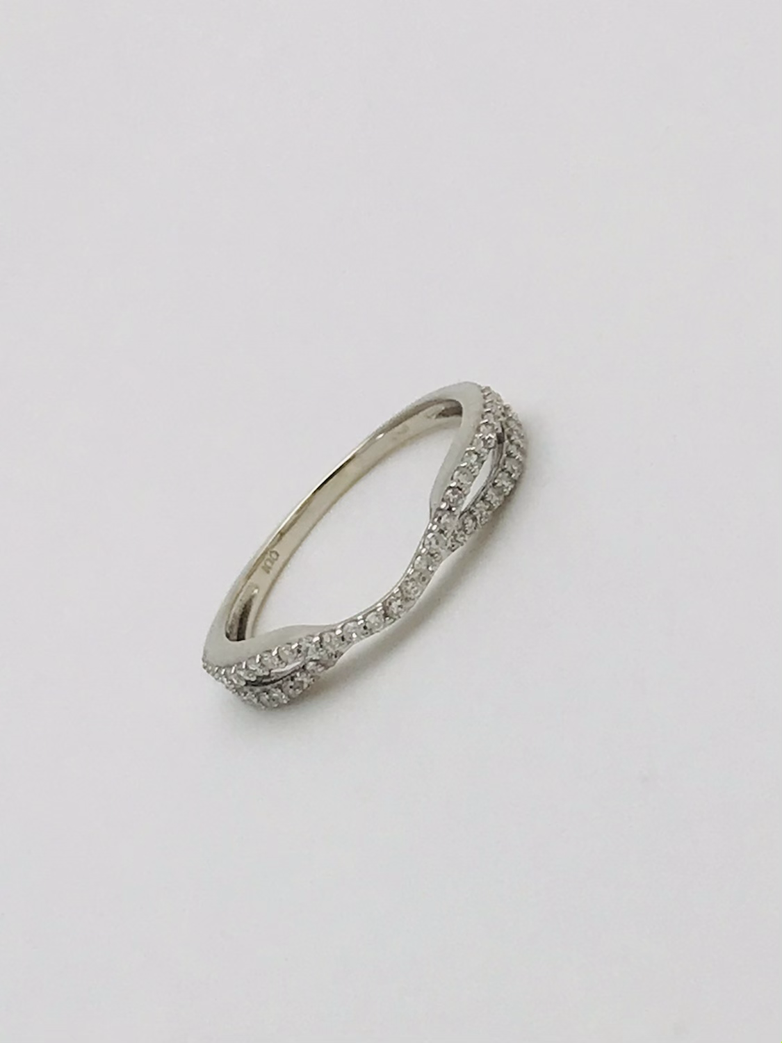10kt WhiteGold .40pts(tw) Genuine Diamond Band