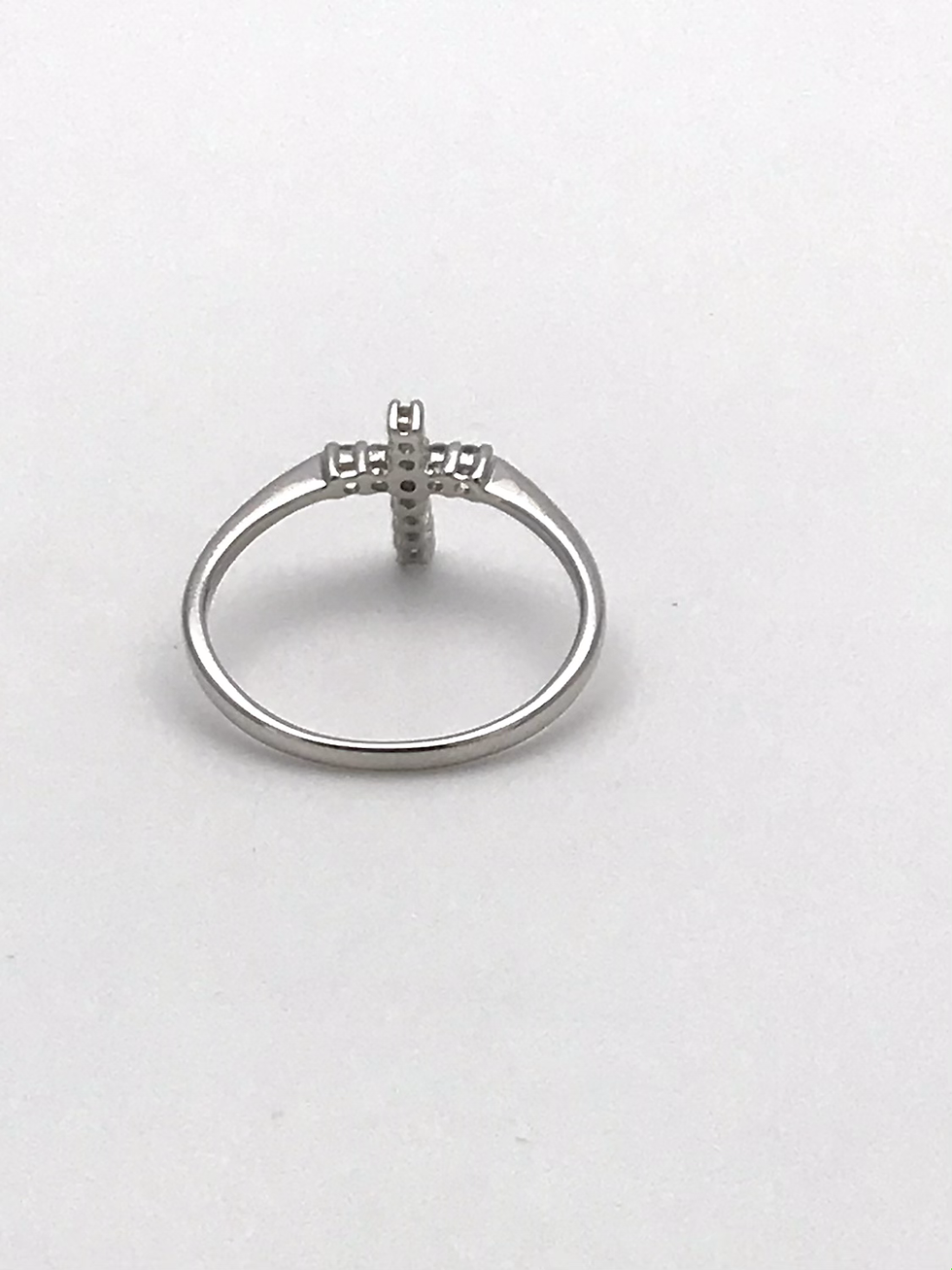 Thumbnail: 14kt White Gold .15pts Diamond Cross Ring