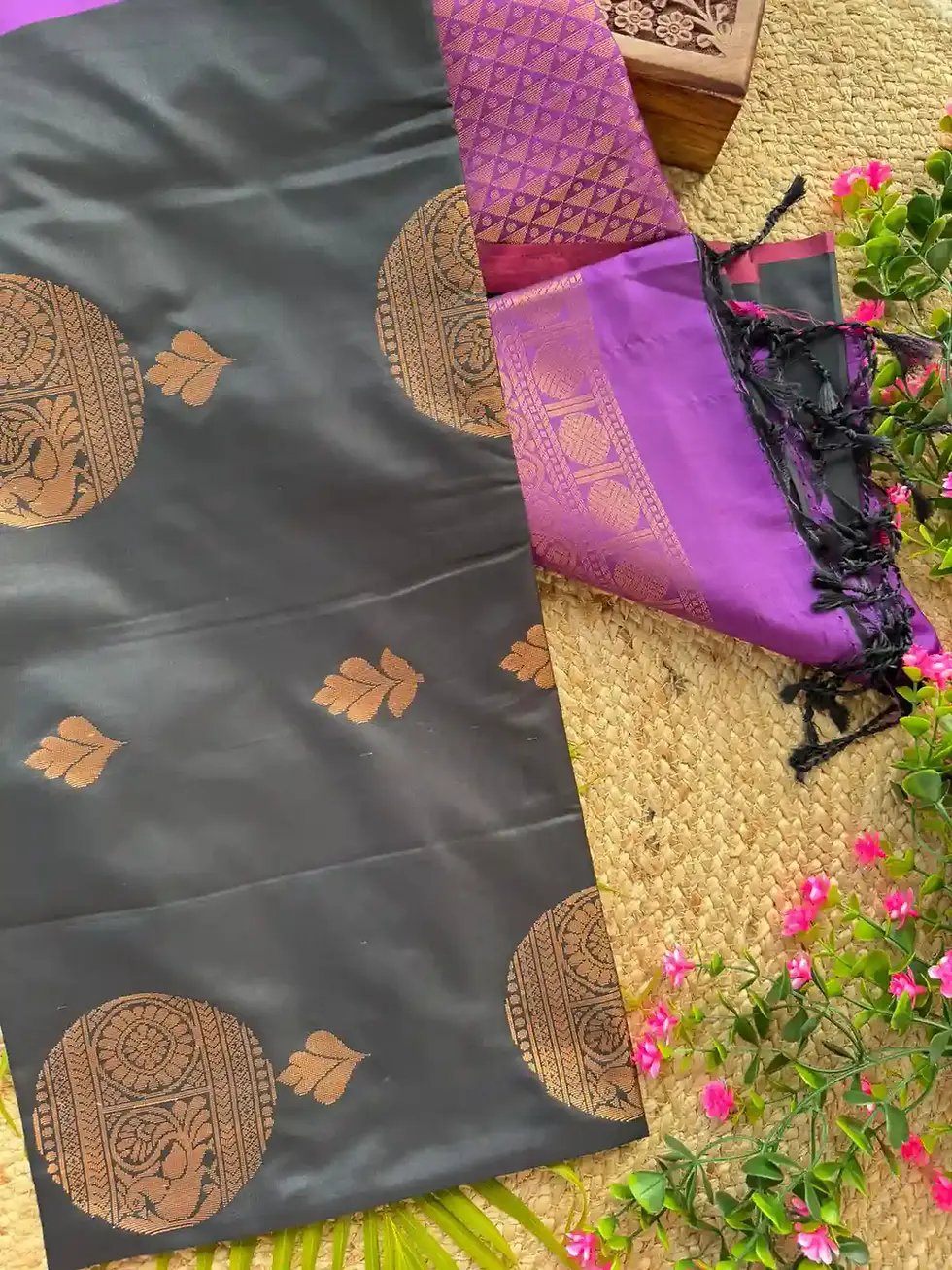 Thumbnail: Lavender Pallu Copper Zari Charcoal Black Soft Silk Saree top view