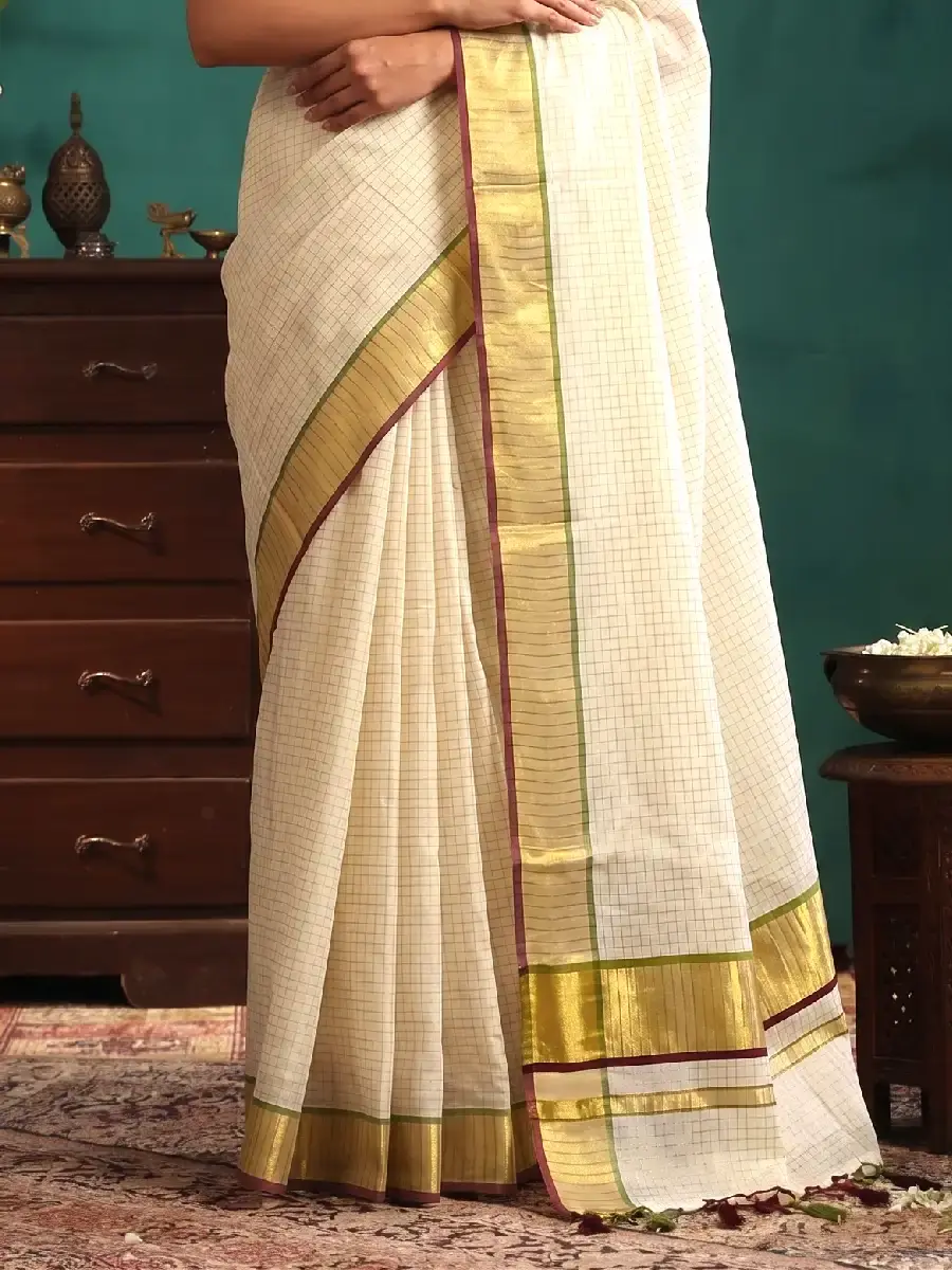 Thumbnail: Micro Checks Cotton Kasavu Saree with Maroon & Pea Green Border bottom view