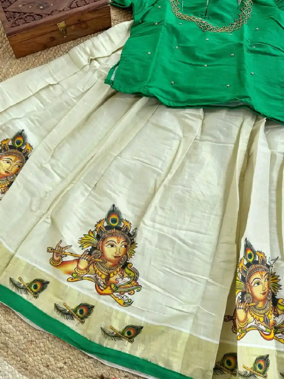 Mural Krishna Kasavu Skirt and Blouse 10 Year Kids Readymade Dress skirt view