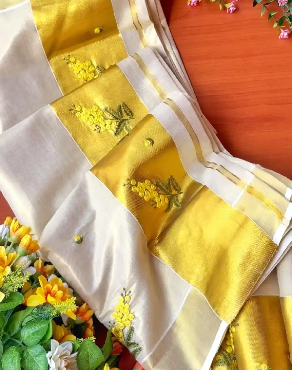 Kanikonna Embroidery Tissue Kerala Saree with Blouse main view