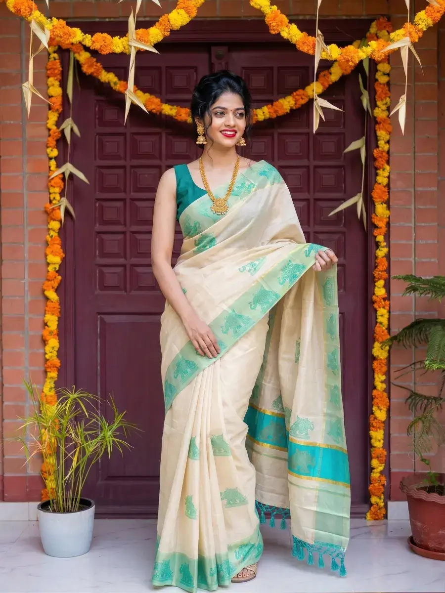 Thumbnail: Gajah Motif Kasavu Tussel Tissue Saree with Blouse full view