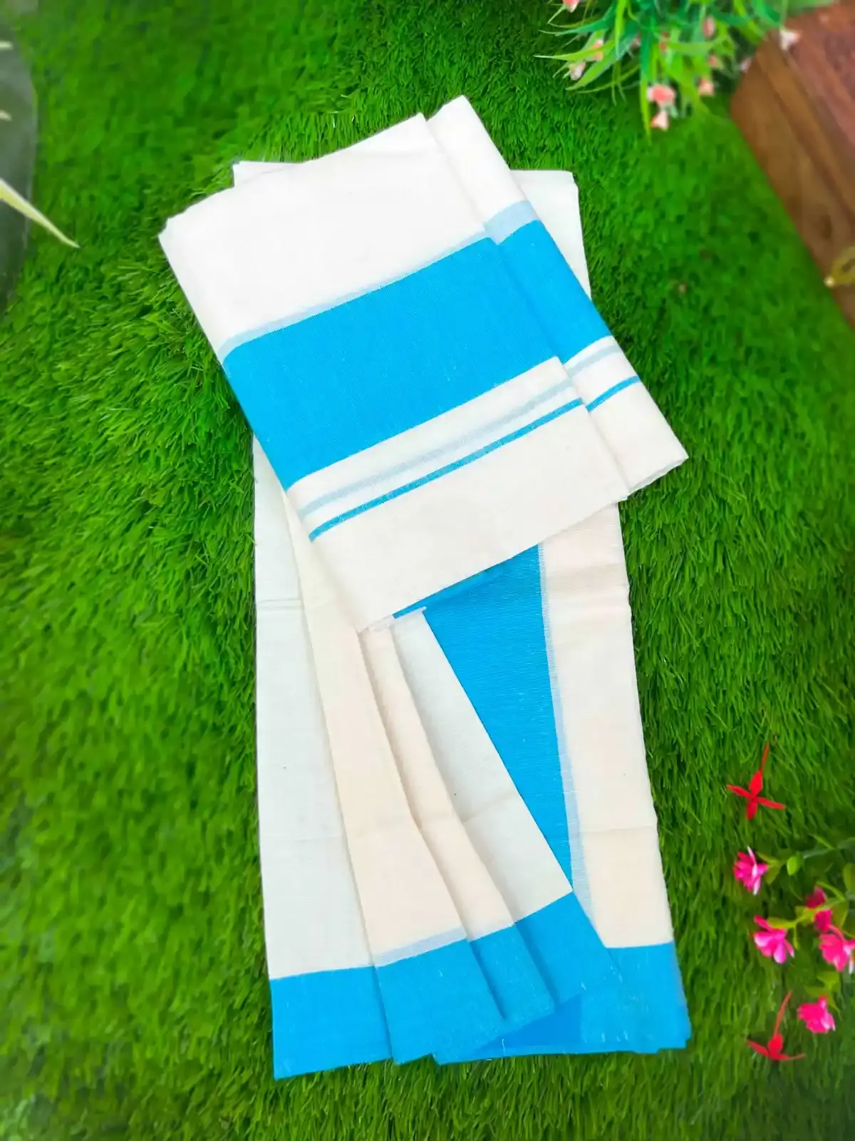 Cloud Blue Thecha Kara Cotton Setmundu main view