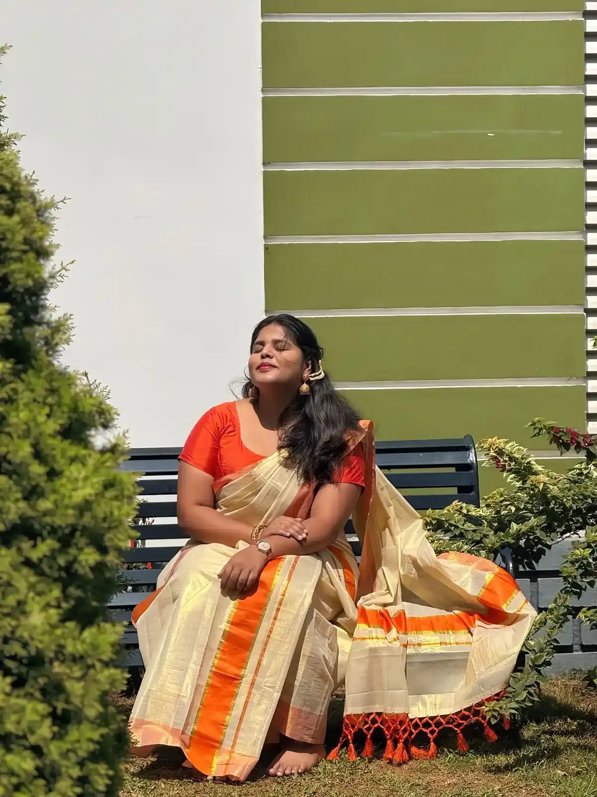 Merigold Orange Tussel Tissue Setmundu with Blouse