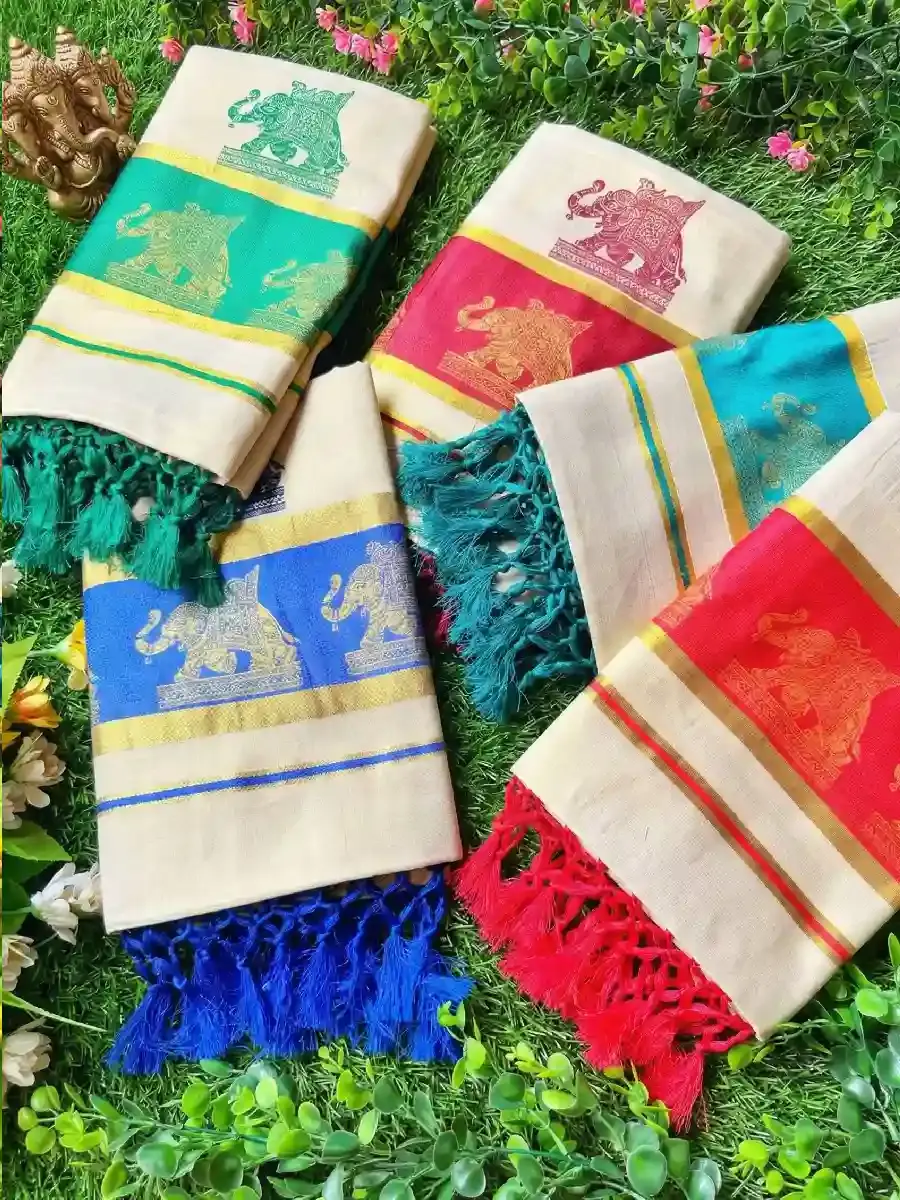 Gajah Motif Kasavu Tissue Saree with Running Blouse color view