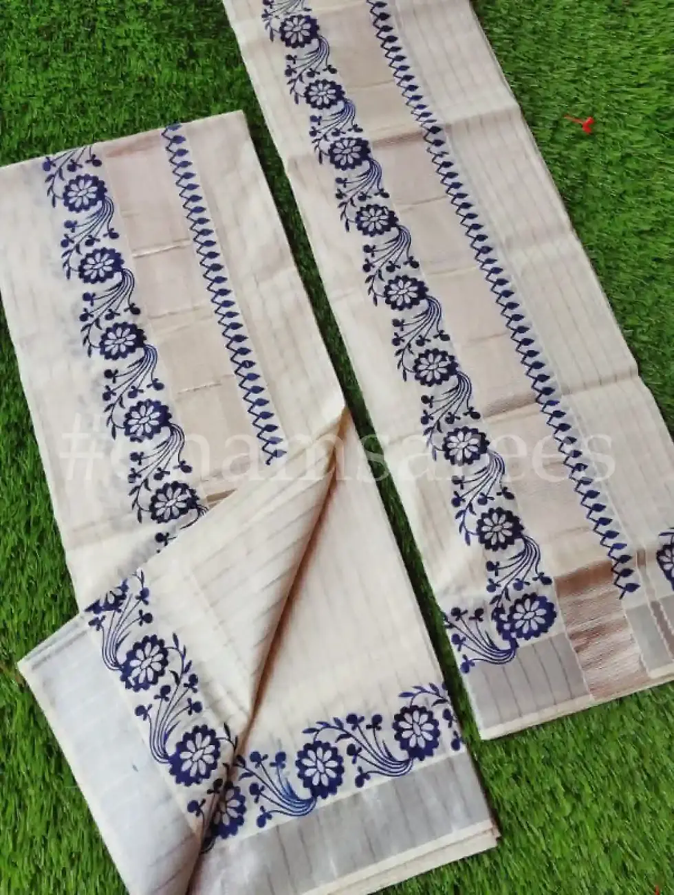 Mid Night Blue Floral Premium Silver Stripe Kasavu Cotton Handloom Setmundu main view