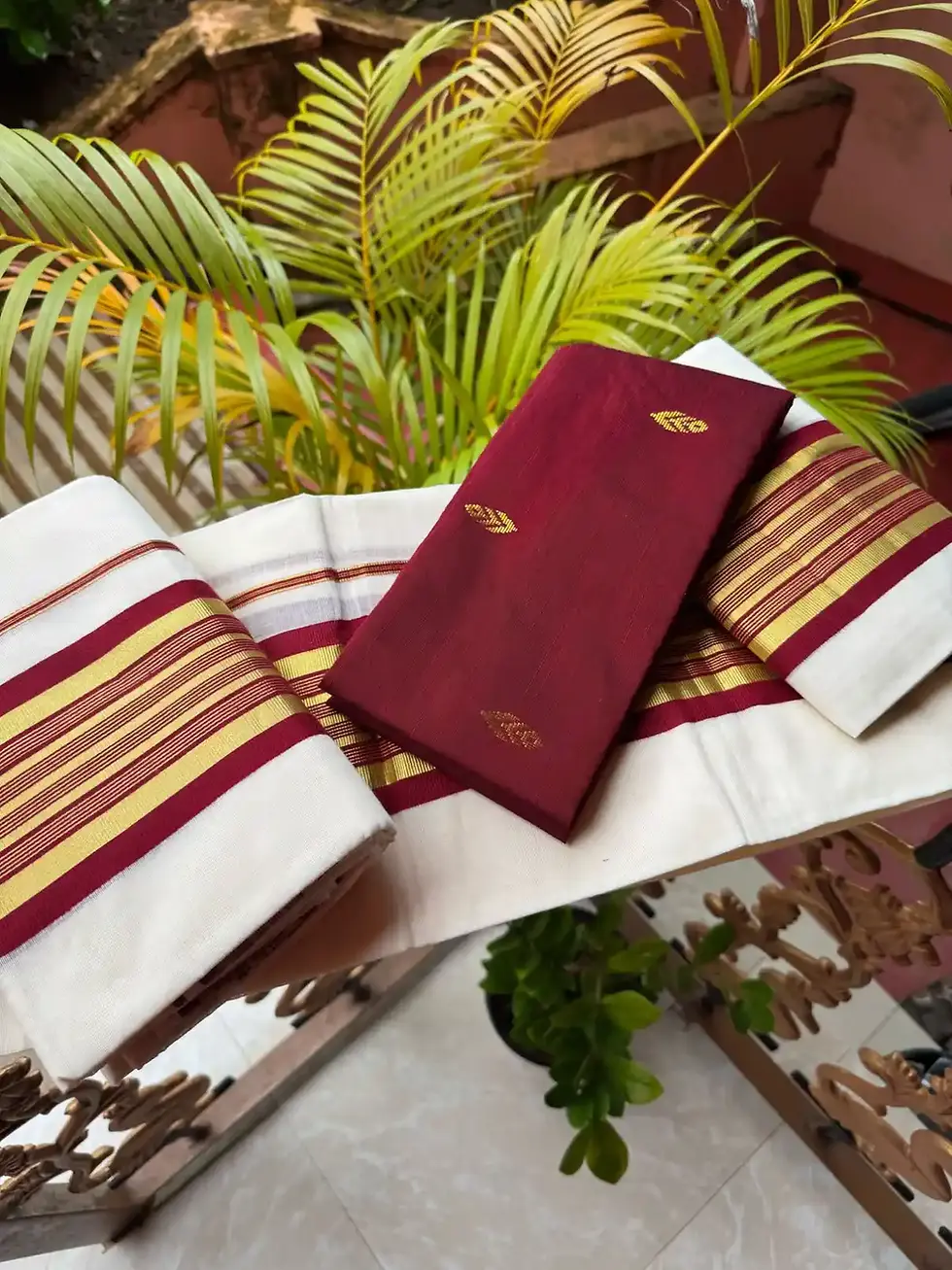 Maroon Kasavu Kara Cotton Setmundu main view