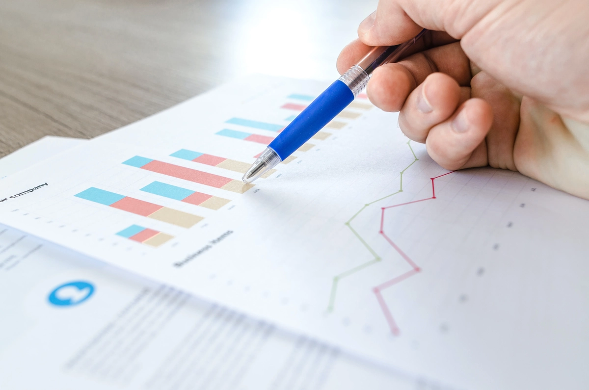 A data analysis checking the effects of structured data