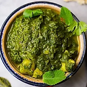 052 Chicken Alu Saag