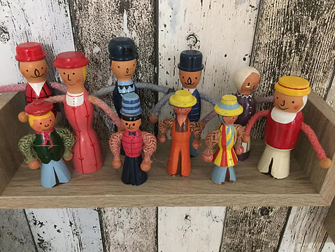 The Speekie Peeps - Story People - Peg Dolls
