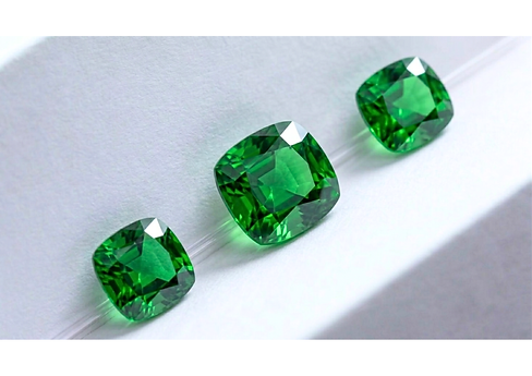 Tsavorite.png