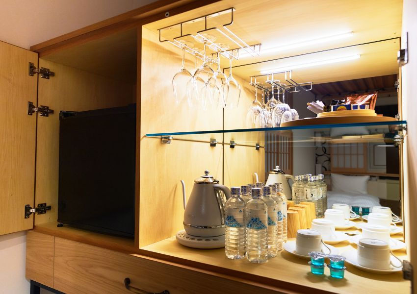 四床位套房客房設備與備品