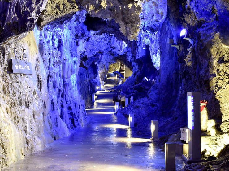 龍泉洞（岩泉町）
