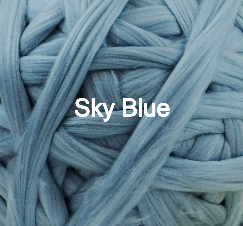 Knitting+crochet+giant+yarn+sky+blue+mam