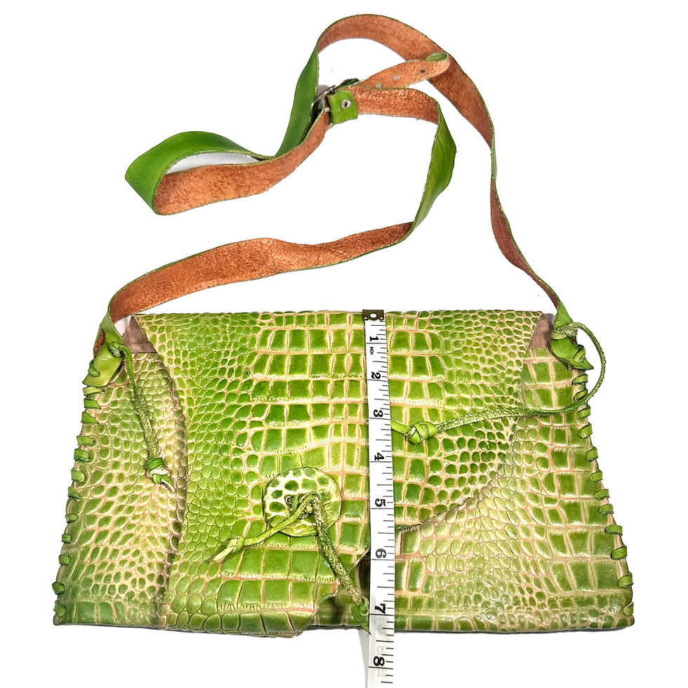 Thumbnail: Green genuine leather shoulder bag sewn in waxed thread, handmade/envelope style