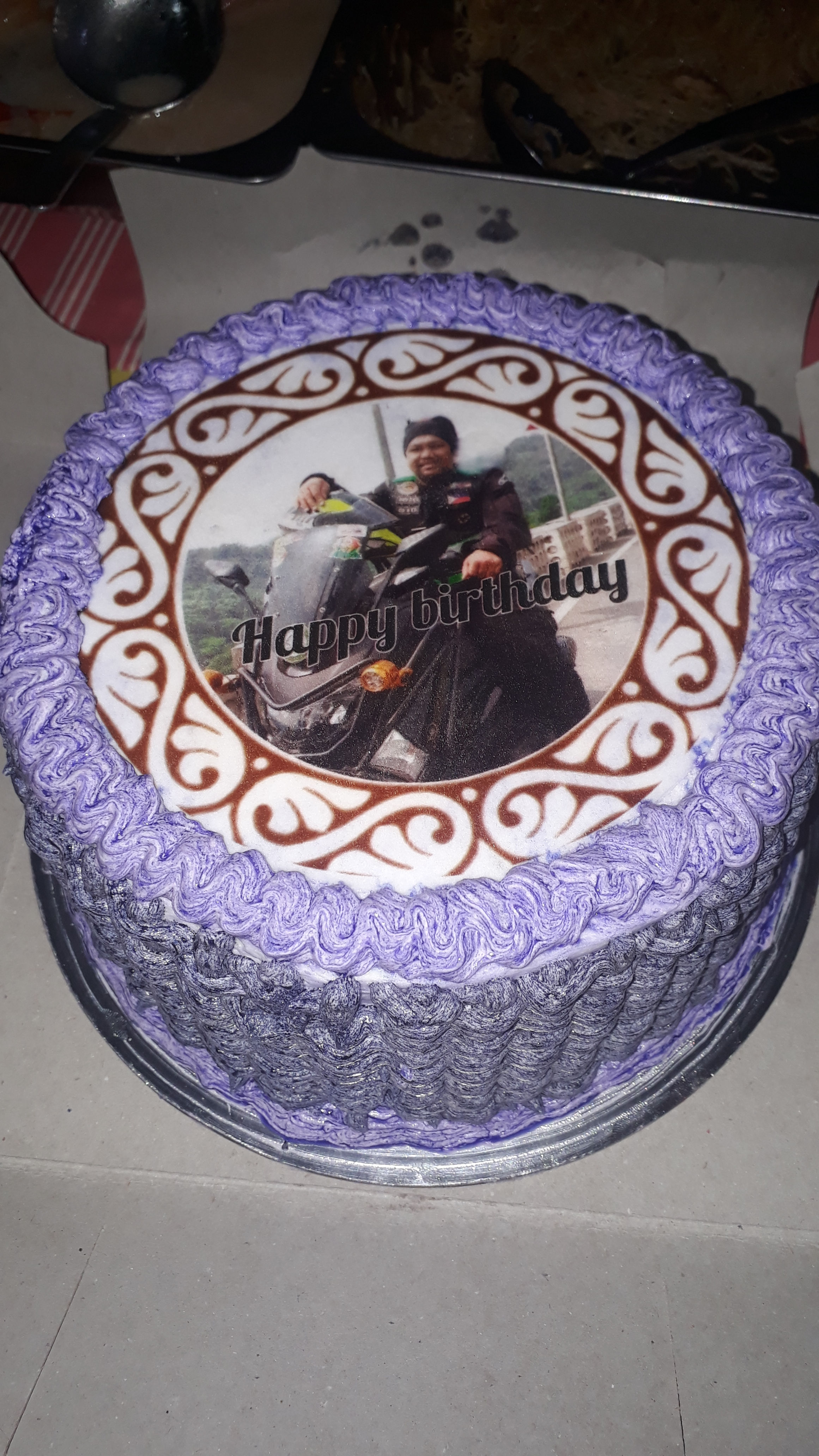 Costumized cakes