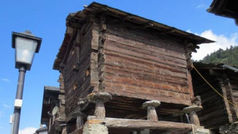 Spycher Wallis, Spycher Goms, Walliser Baustil, Walliser Holzhäuser