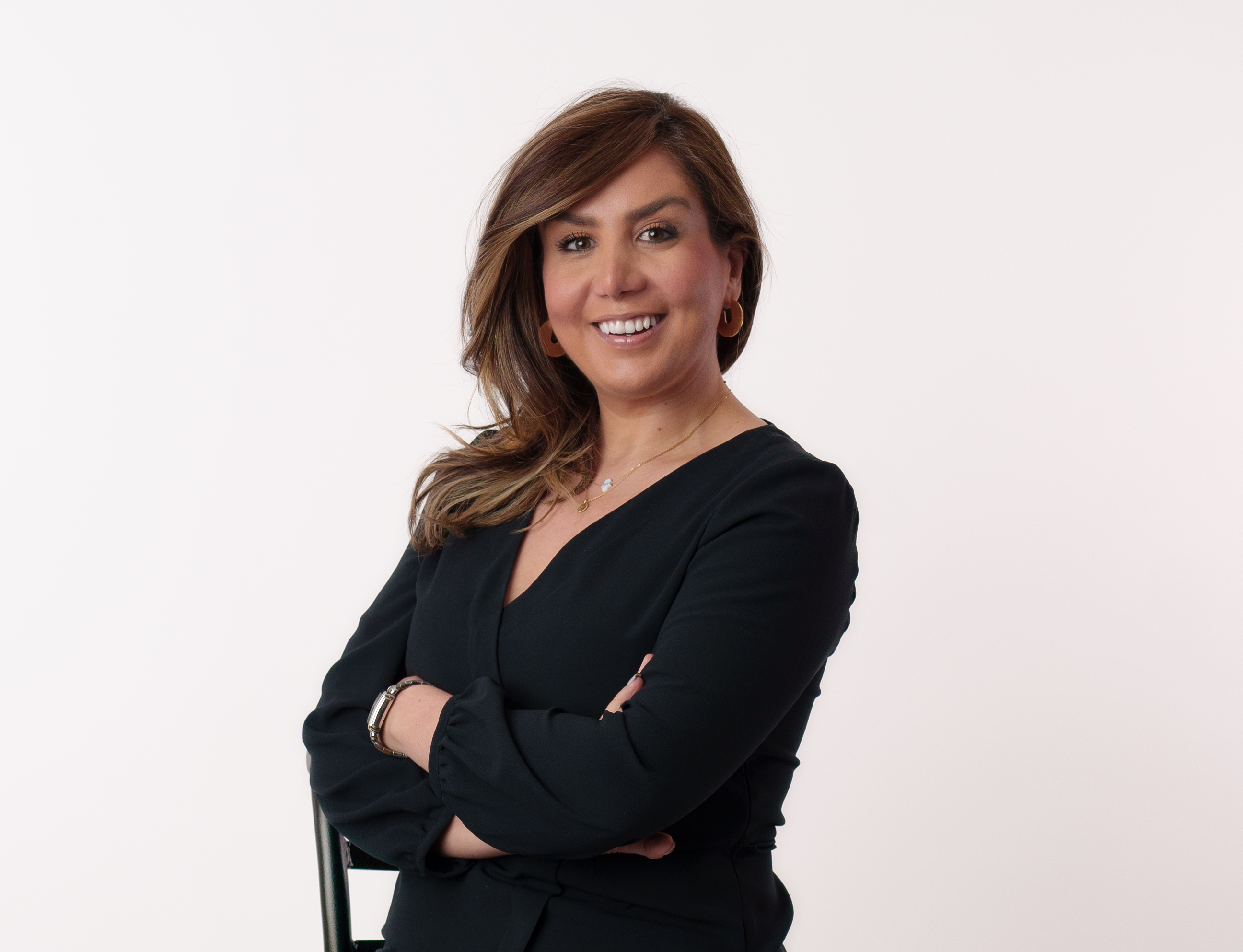 Elmira Jafari - Nabat Persian Wedding Officiant