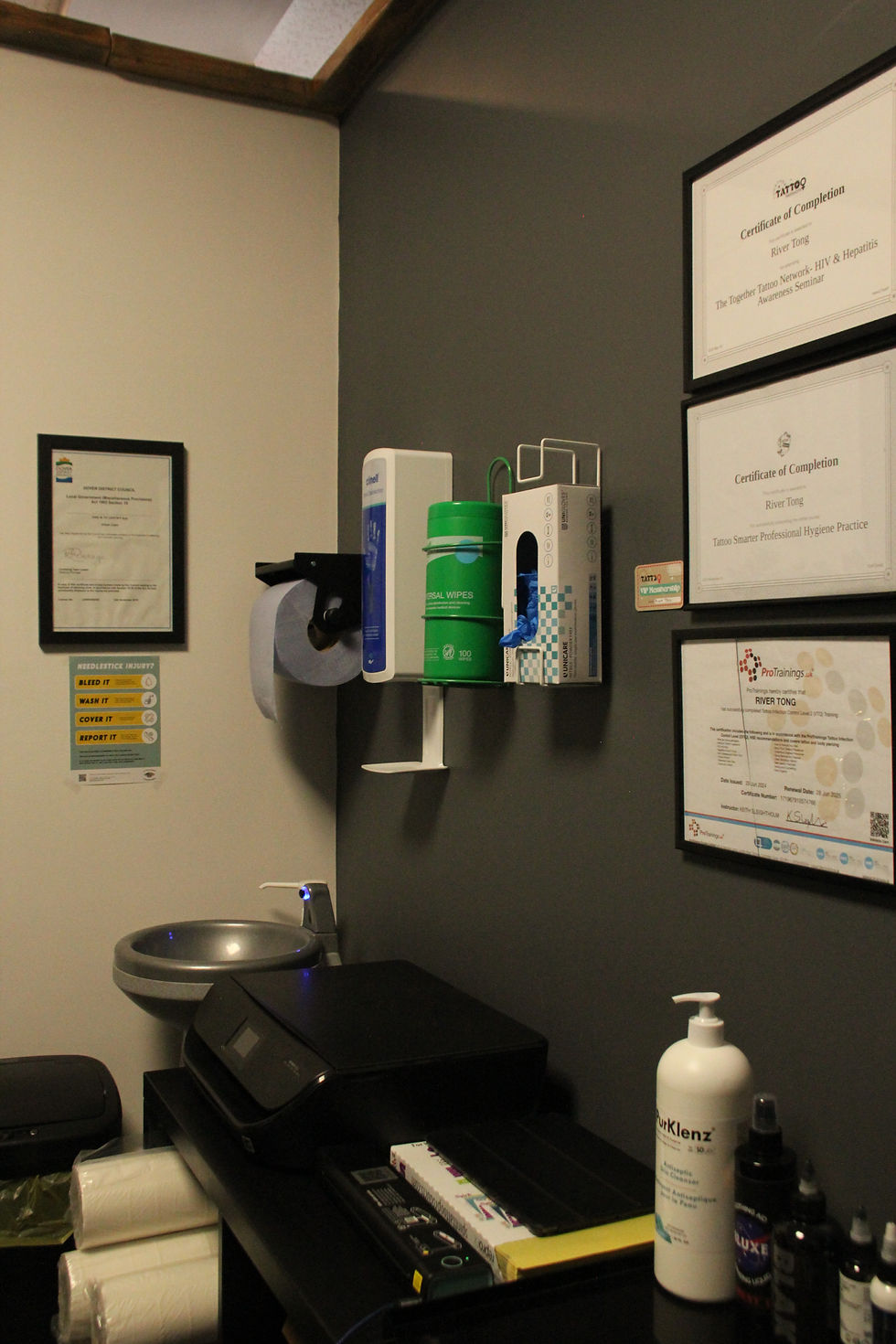 Hygiene certificates and equipment