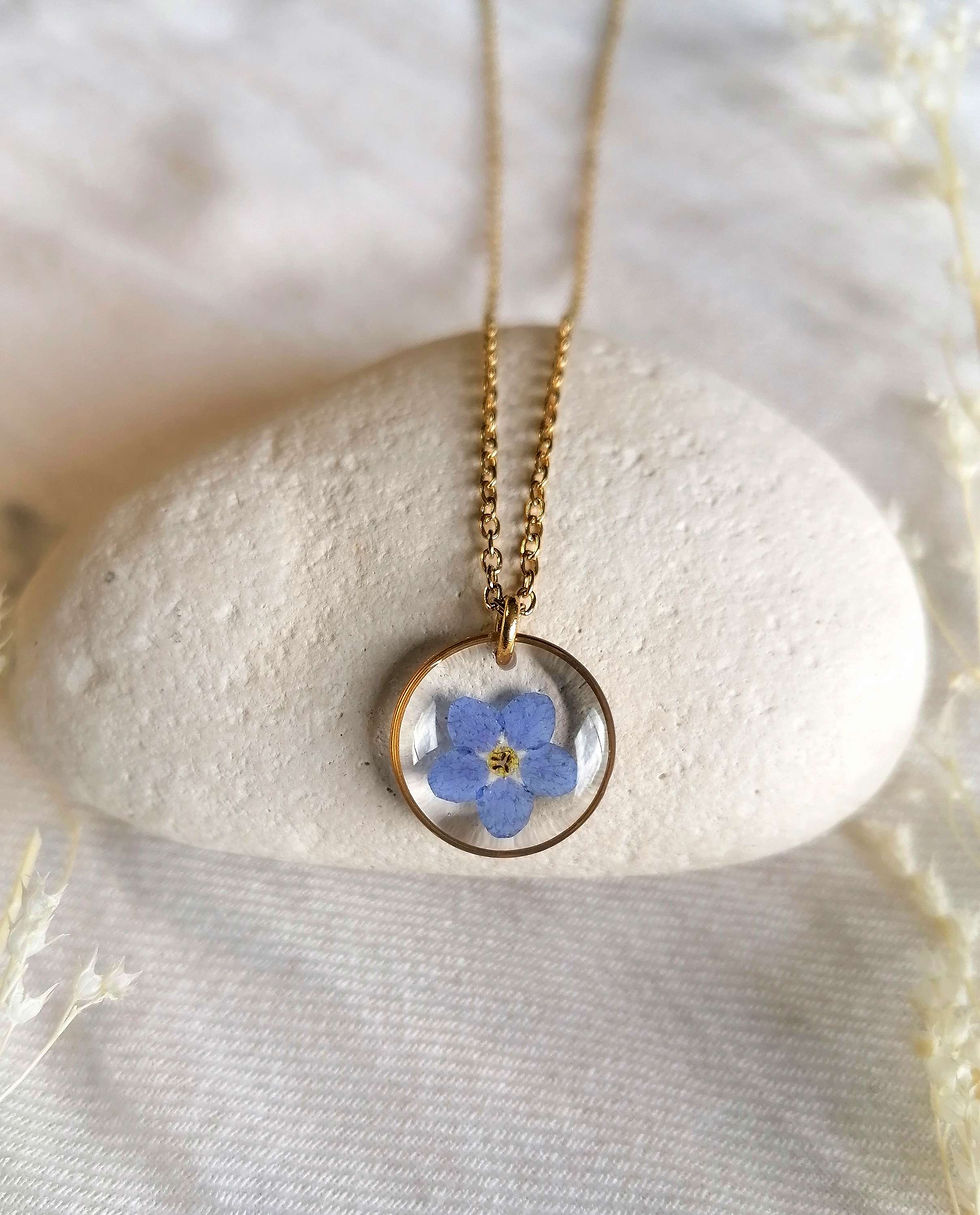 Miniature : MYOSOTIS - Collier avec un myosotis bleu - Format 15mm