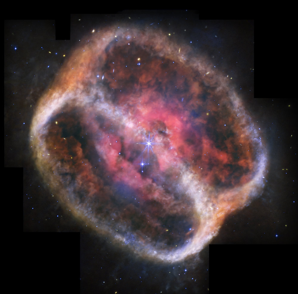 NGC AU58 カール5世　ブザンソン Сяйво двох епох: планетарна туманність NGC 1514 у зображеннях WISE