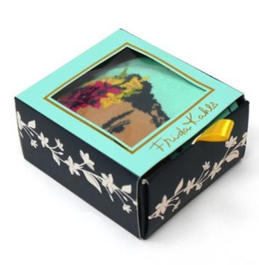 Thumbnail: FRIDA KAHLO SOCKS