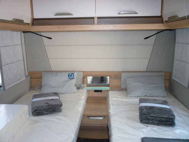 Miniaturbild: Knaus Südwind 540 UE 60 Years