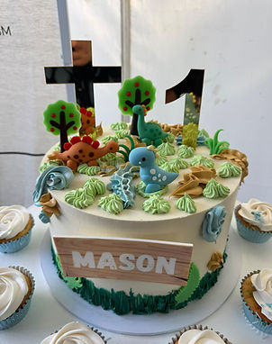 1st birthday cake.jpg