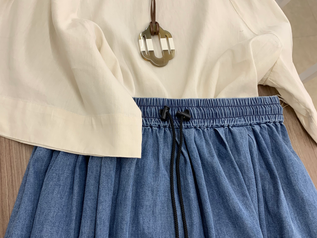 夏助かるコーディネート❣ウエストゴムでブラウス、インしやすいです！！スッキリ見えます！