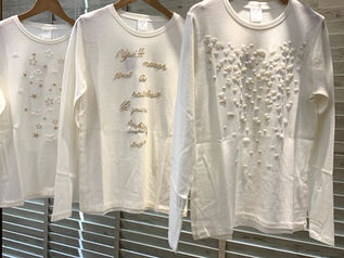 pupura 刺繡カットソー入荷しました。