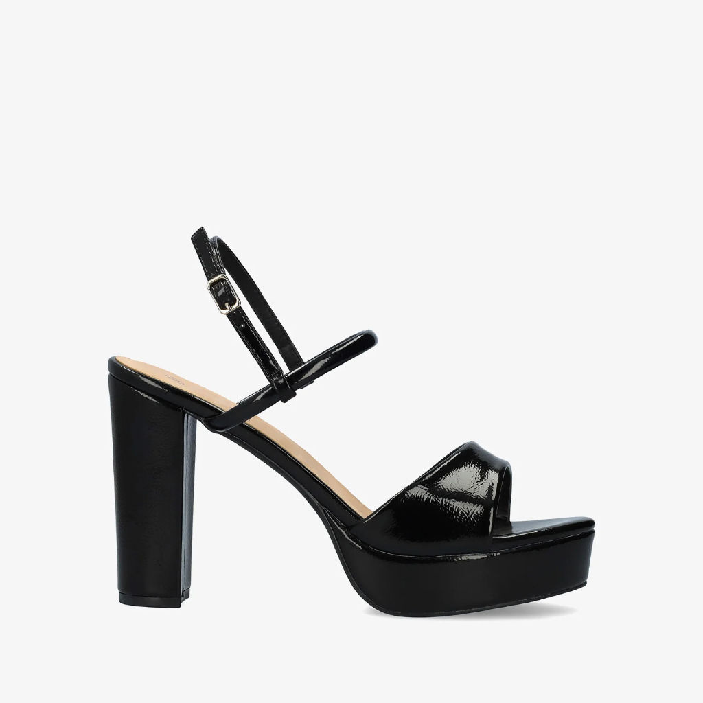 Zelda Black Patent Platforms Size 32-35