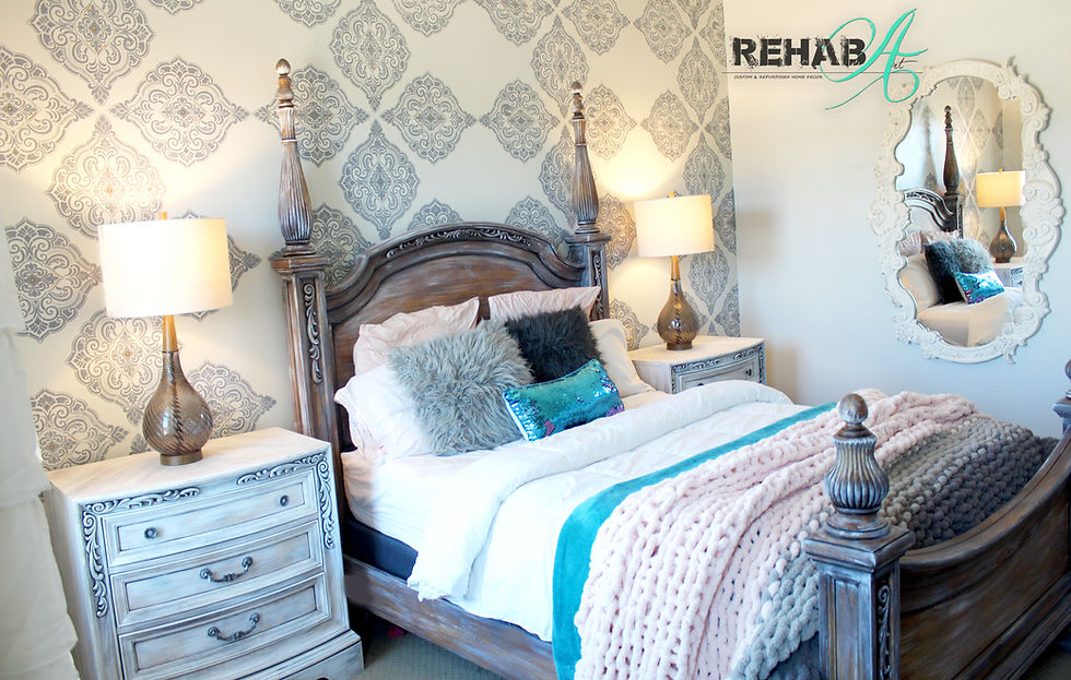 Thumbnail: 5 piece Queen Driftwood / Dirty Marshmellow Bedroom Set