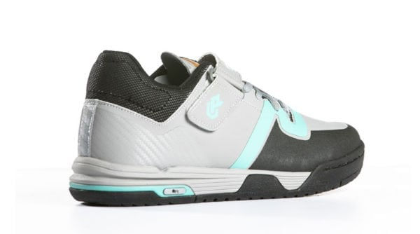 Thumbnail: Dust Up Womens