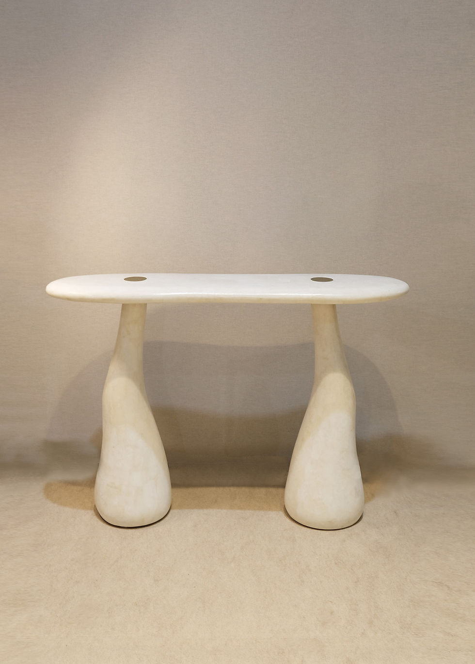 Thumbnail: front view of a console in rock crystal