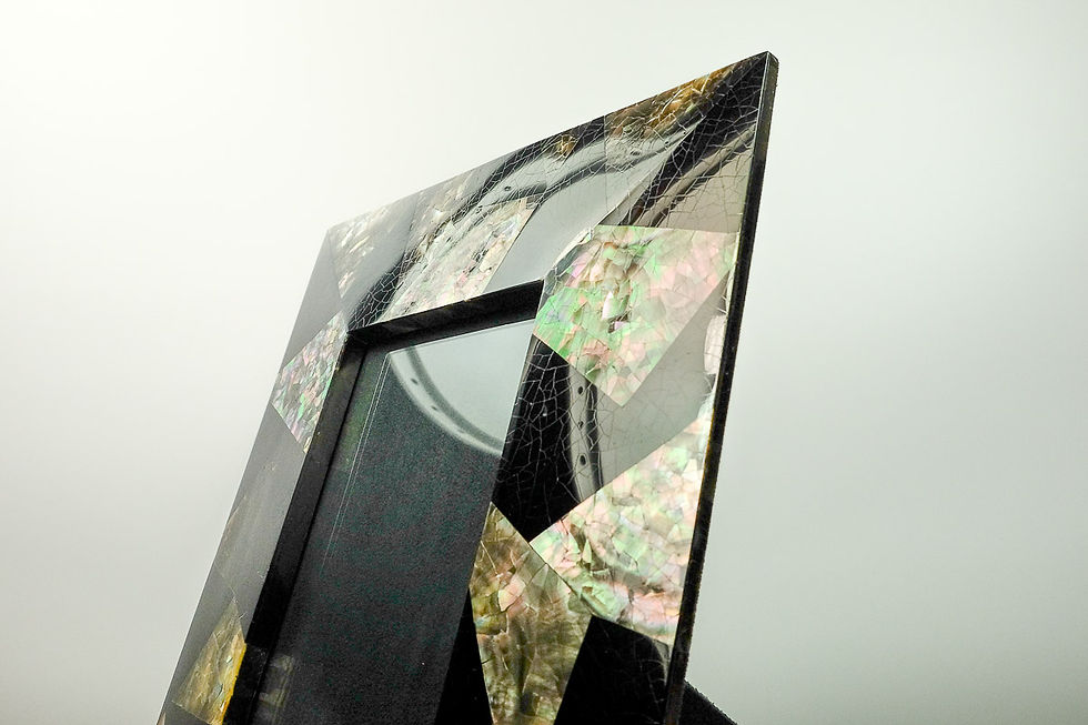 Thumbnail: FR 1042 HARLEQUIN