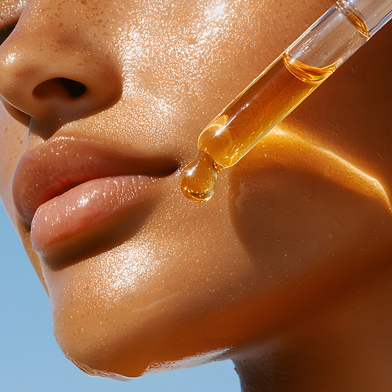 Anwendung des Favor Gesichtsöls für müde und fahle Haut